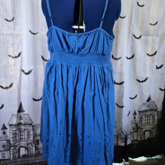 Lane Bryant Size 28 Blue summer dress. - Picture 2 of 3